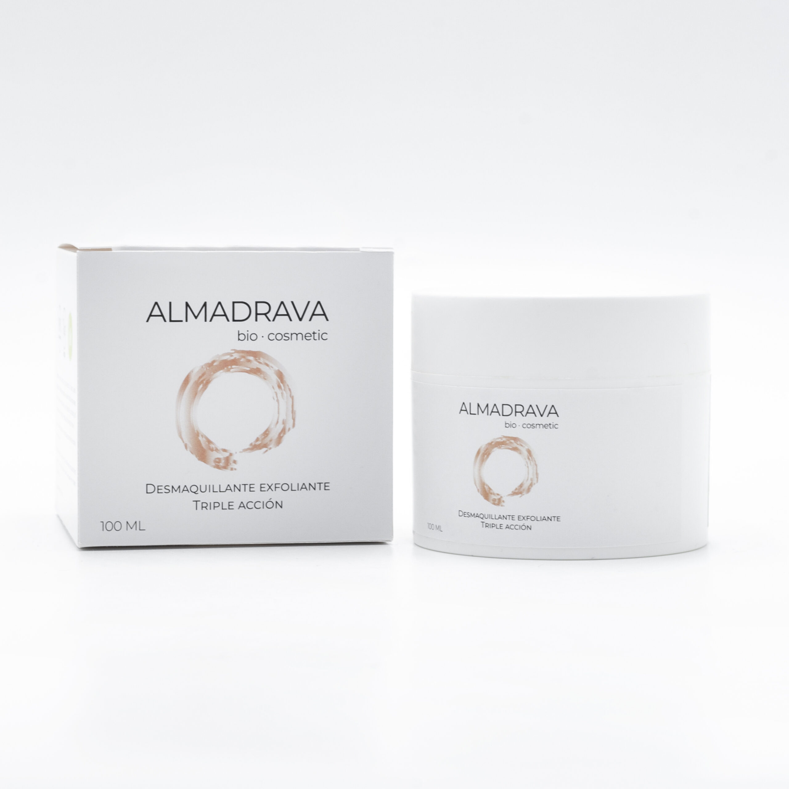 EXFOLIATING MAKE-UP REMOVER. TRIPLE ACTION
